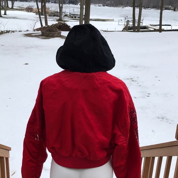 Only True Streetwear short bomber jacket XS-M - Picture 4 of 8